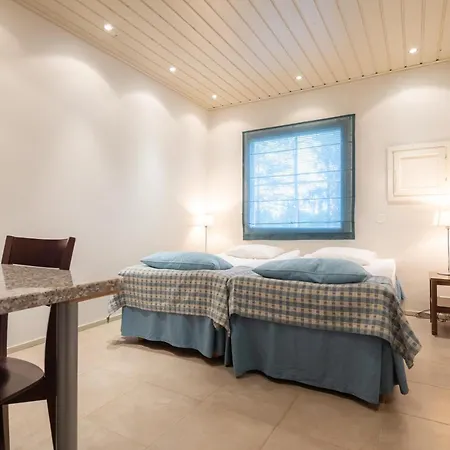 Lapland Aekaeshotelli Ξενοδοχείο με διαμερίσματα Äkäslompolo