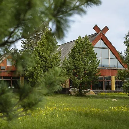 Lapland Aekaeshotelli 3*