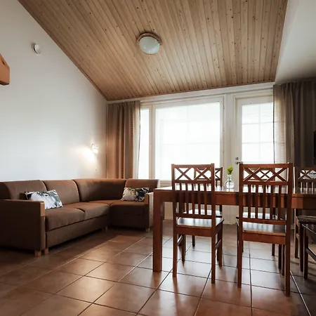 Lapland Aekaeshotelli Ξενοδοχείο με διαμερίσματα Äkäslompolo