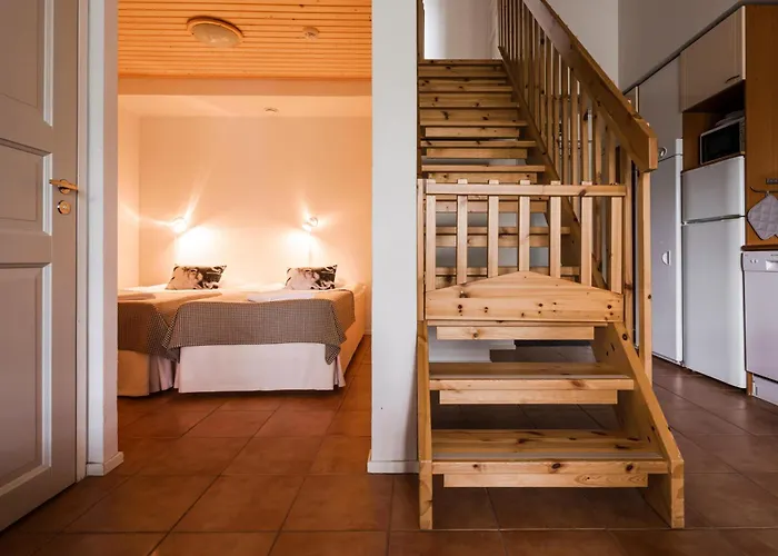 شقة فندقية Lapland Aekaeshotelli 3*